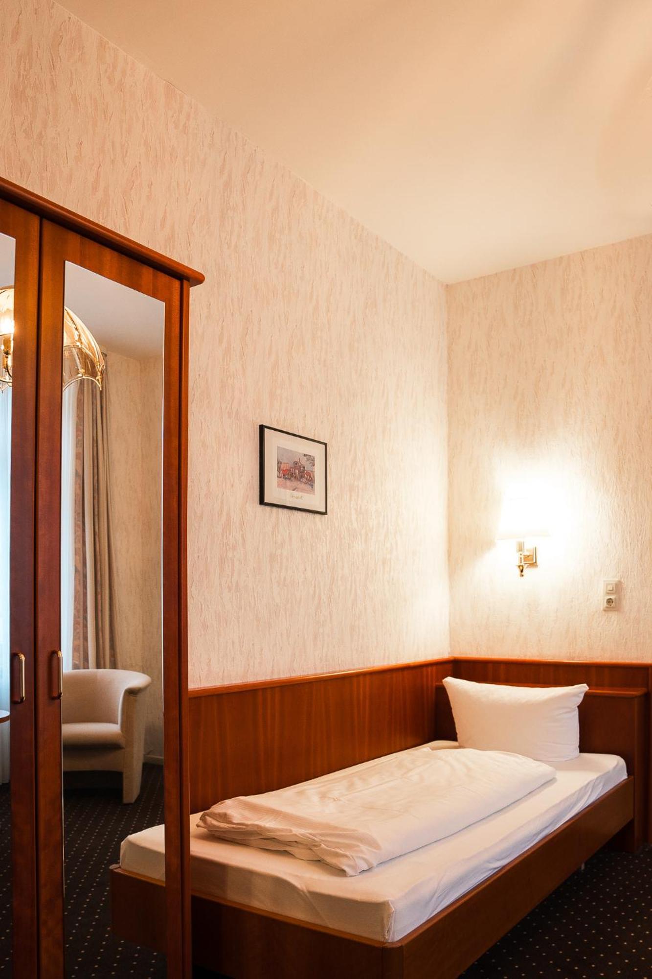 Trip Inn Parkhotel באד אמס מראה חיצוני תמונה